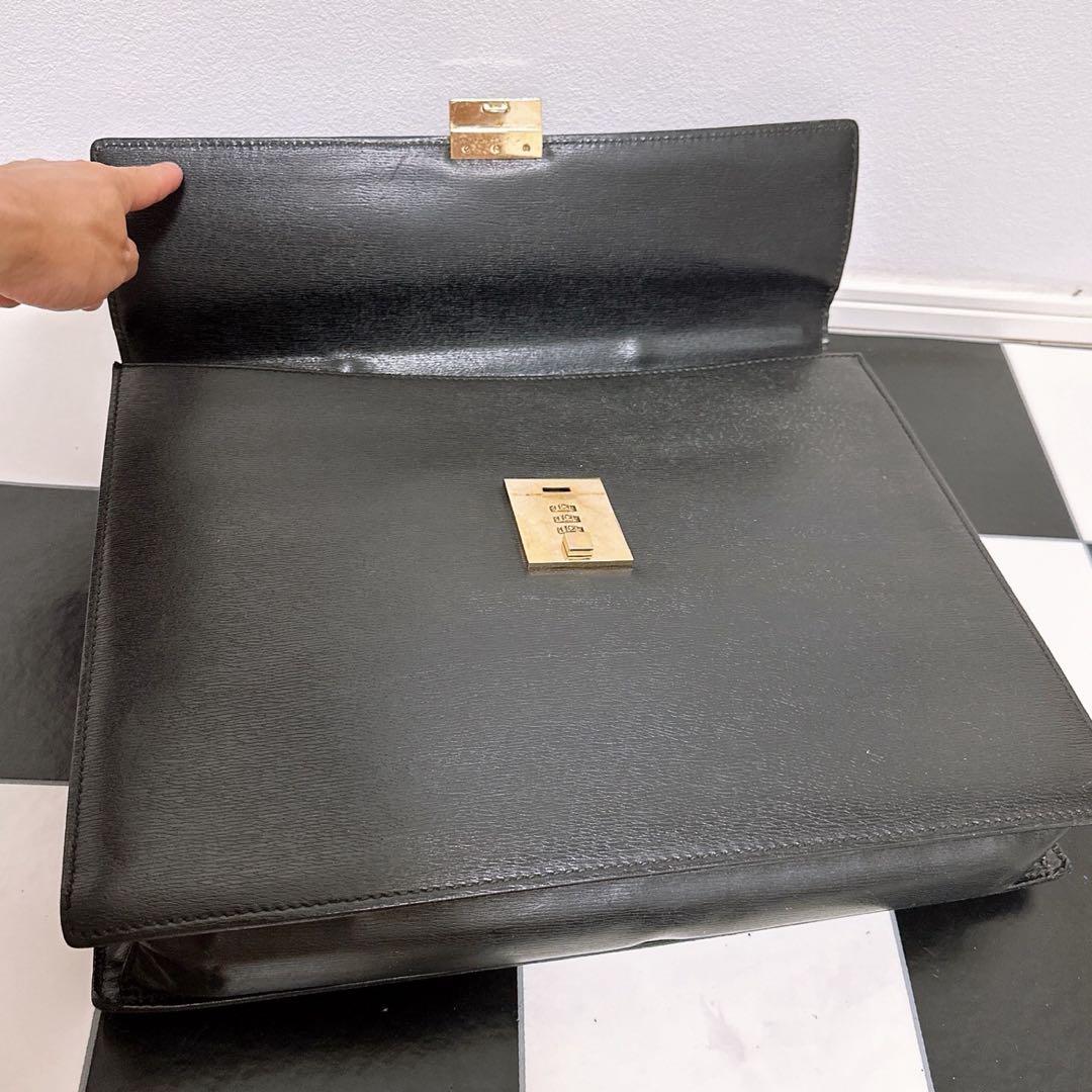 《格安》GUCCI(グッチ)ブリーフケース　ビジネスバッグ