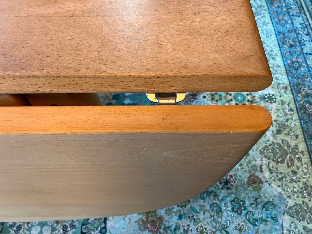 カールハンセン　テーブル　CH002