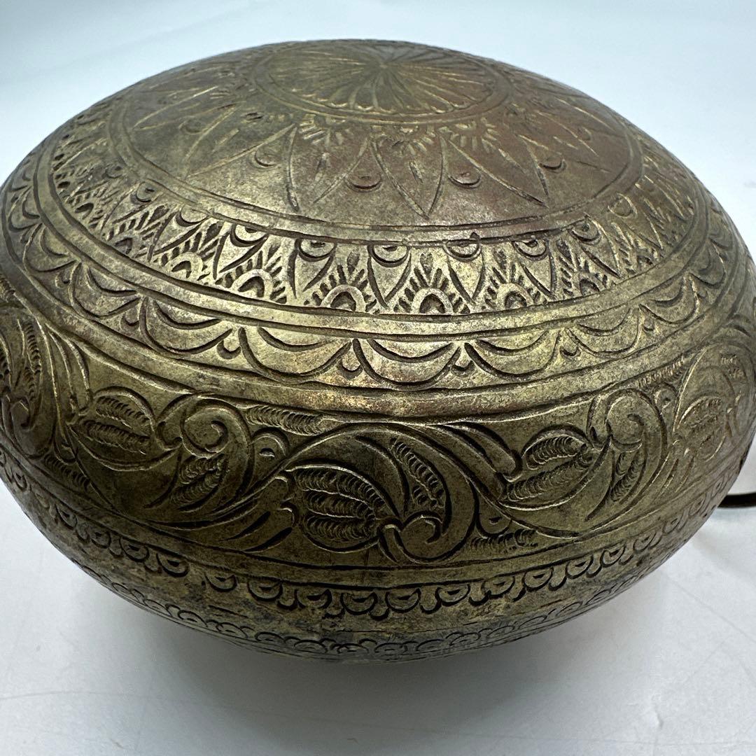 アンティーク装飾的な真鍮製鍋