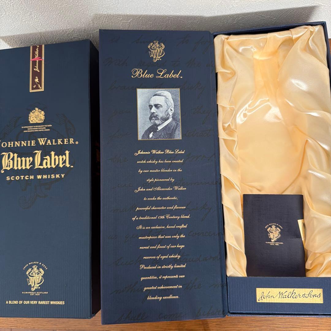 Johnnie Walker Blue Label Gift Set with 2 Glasses 鈴木さん Johnnie