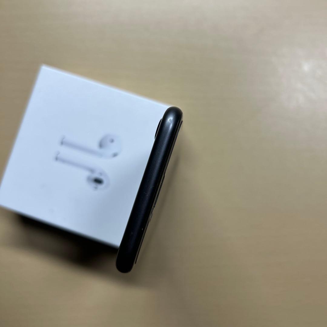 iPhone8 64GB SIMフリー 画面割れあり バッテリー最大容量73