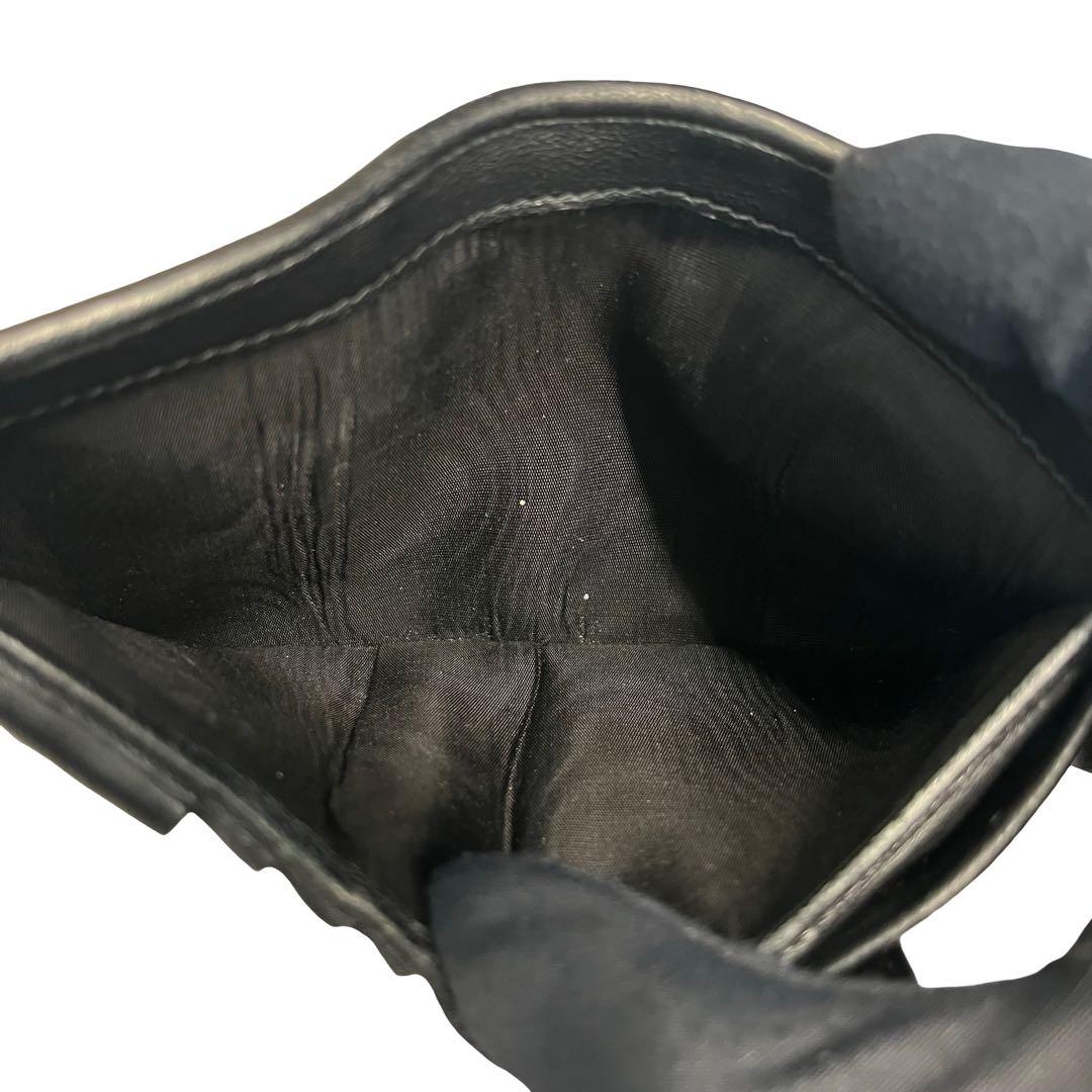 希少✨ミュウミュウ 二つ折り財布 マテラッセ ロゴ金具 レザー ブラック