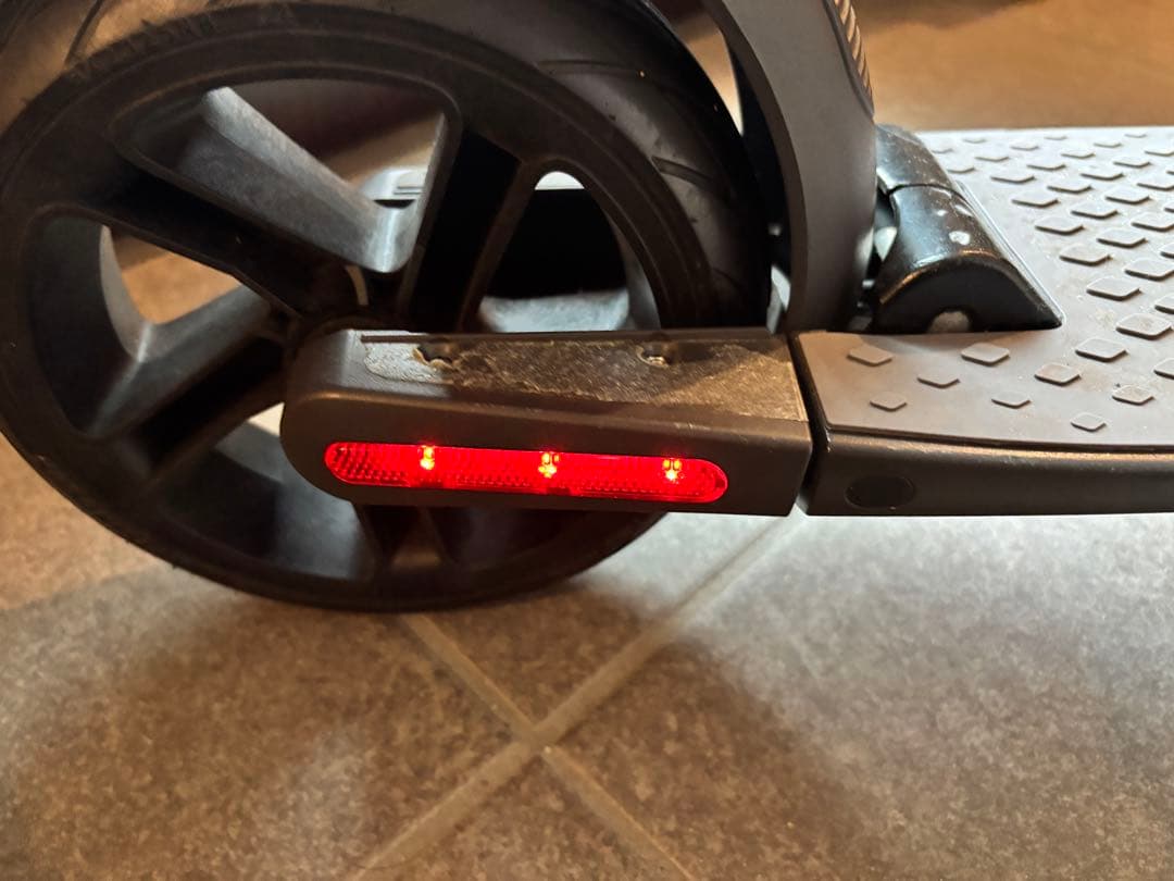 スケートボード ninebot by SEGWAY ES2