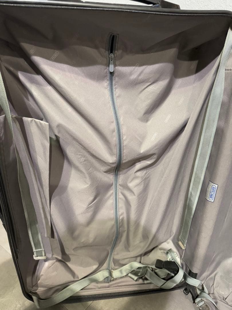 RIMOWA リモワ SALSA 63L 4輪 M ブルーグロス 青色 Amazon | RIMOWA