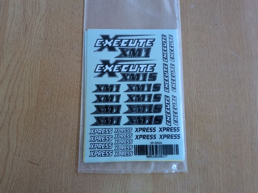 XPRESS XP90005 EXECUTE XM1S 4WDミニツーリングカー