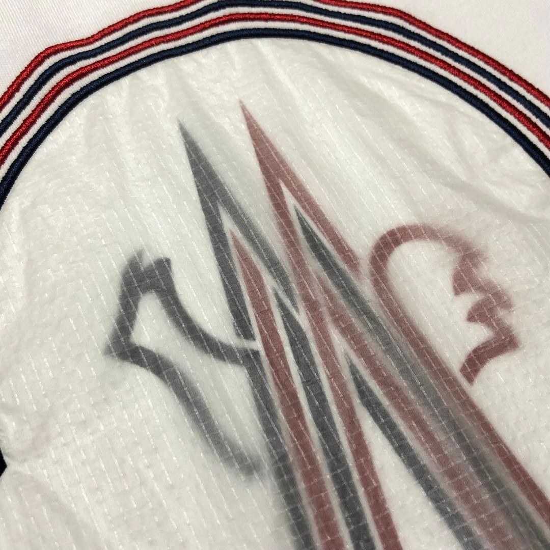 MONCLER モンクレール ロングtシャツ 長袖 ビックワッペン刺繍ロゴ付き