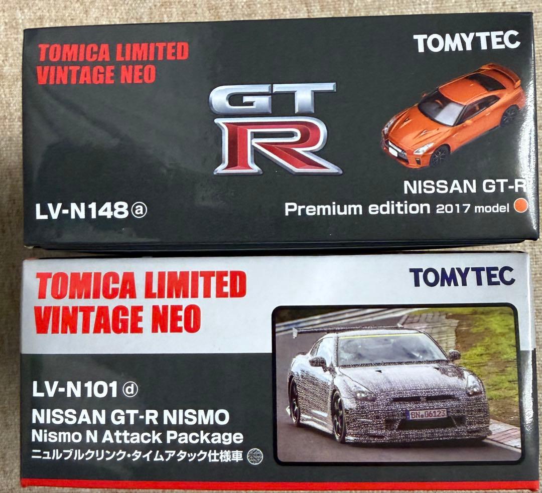 NISSAN GT-R & GT-R LV-N101d LV-N148a 2台