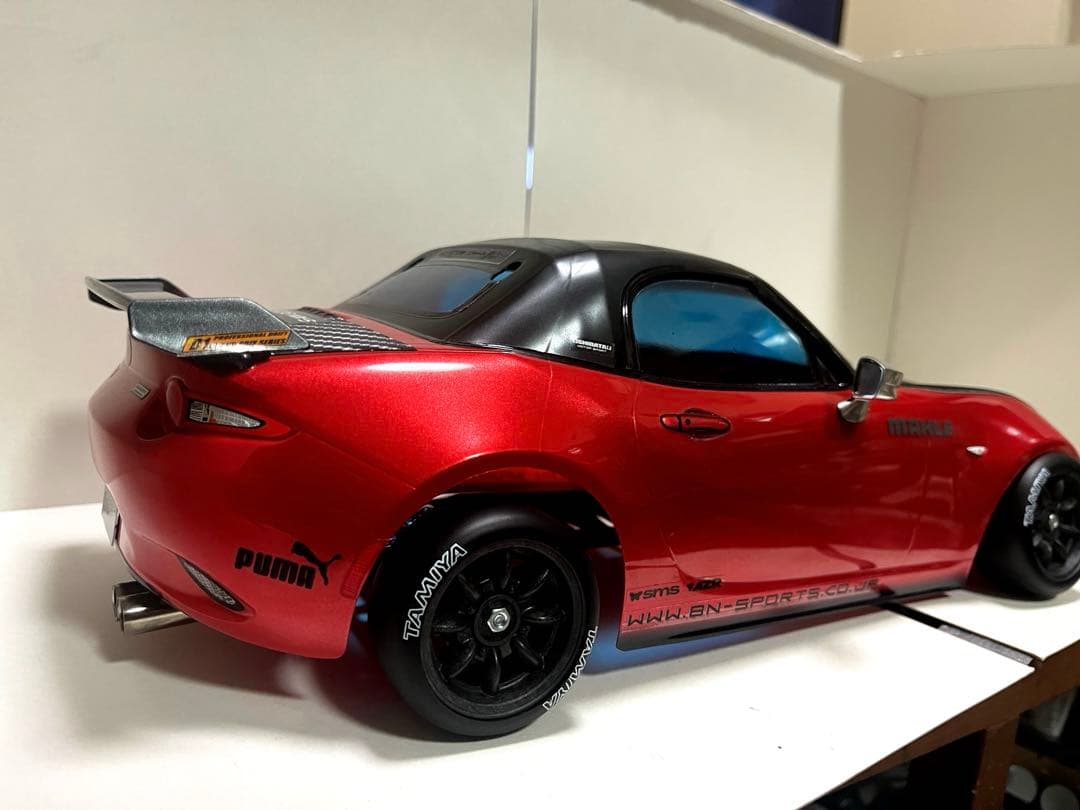 ラジコン 1/10 タミヤXB マツダ ロードスター レッドボディとタイヤセット