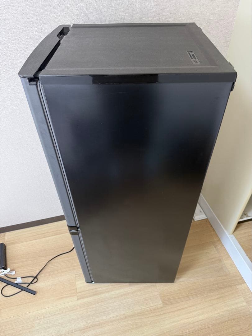 【送料無料】冷蔵庫 140L 右開き JR139HM01 美品