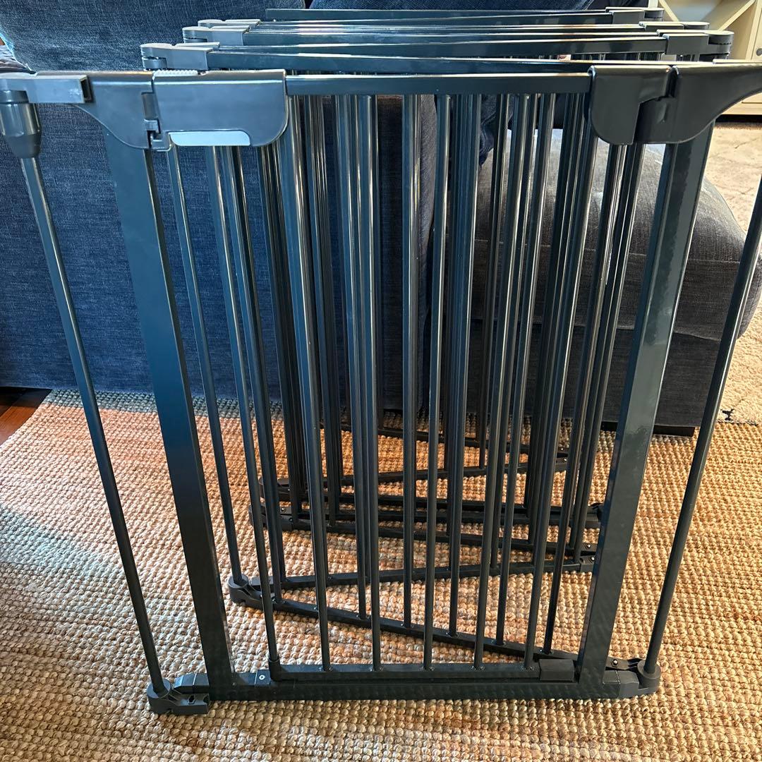 ペットゲート　８枚 ペットフェンス ドア付き 犬用 8枚 45cm×35cm ペットゲート 犬 猫 室内