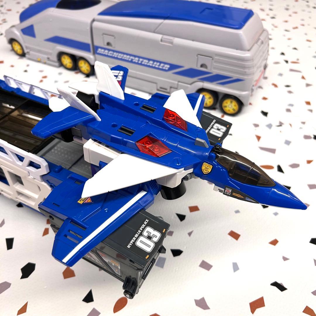 新品電池交換済み】トミカ マグナムパトレーラー ハイパーブルーポリス