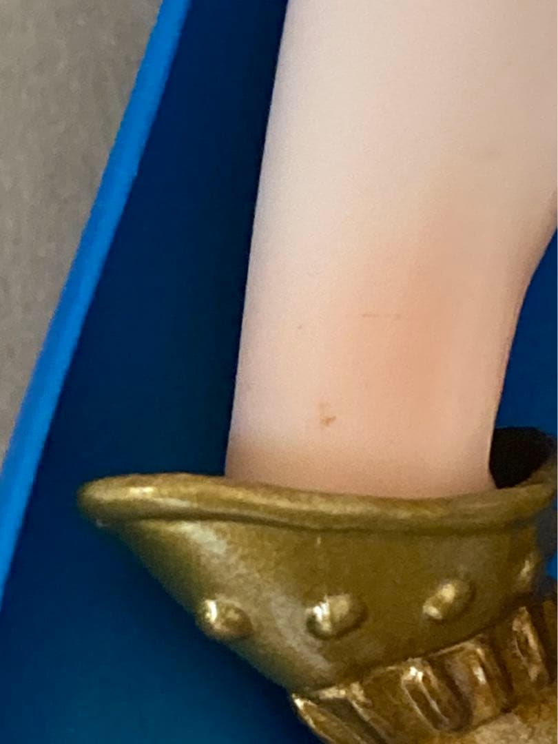 ワンピース　Figuarts ZERO　レベッカ