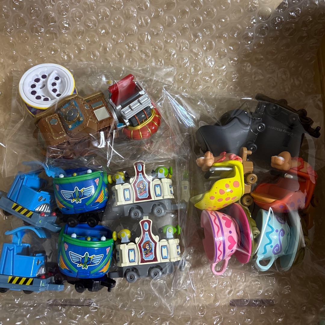 ディズニービークルコレクション　アトラクショントミカ　9種類　まとめ売り