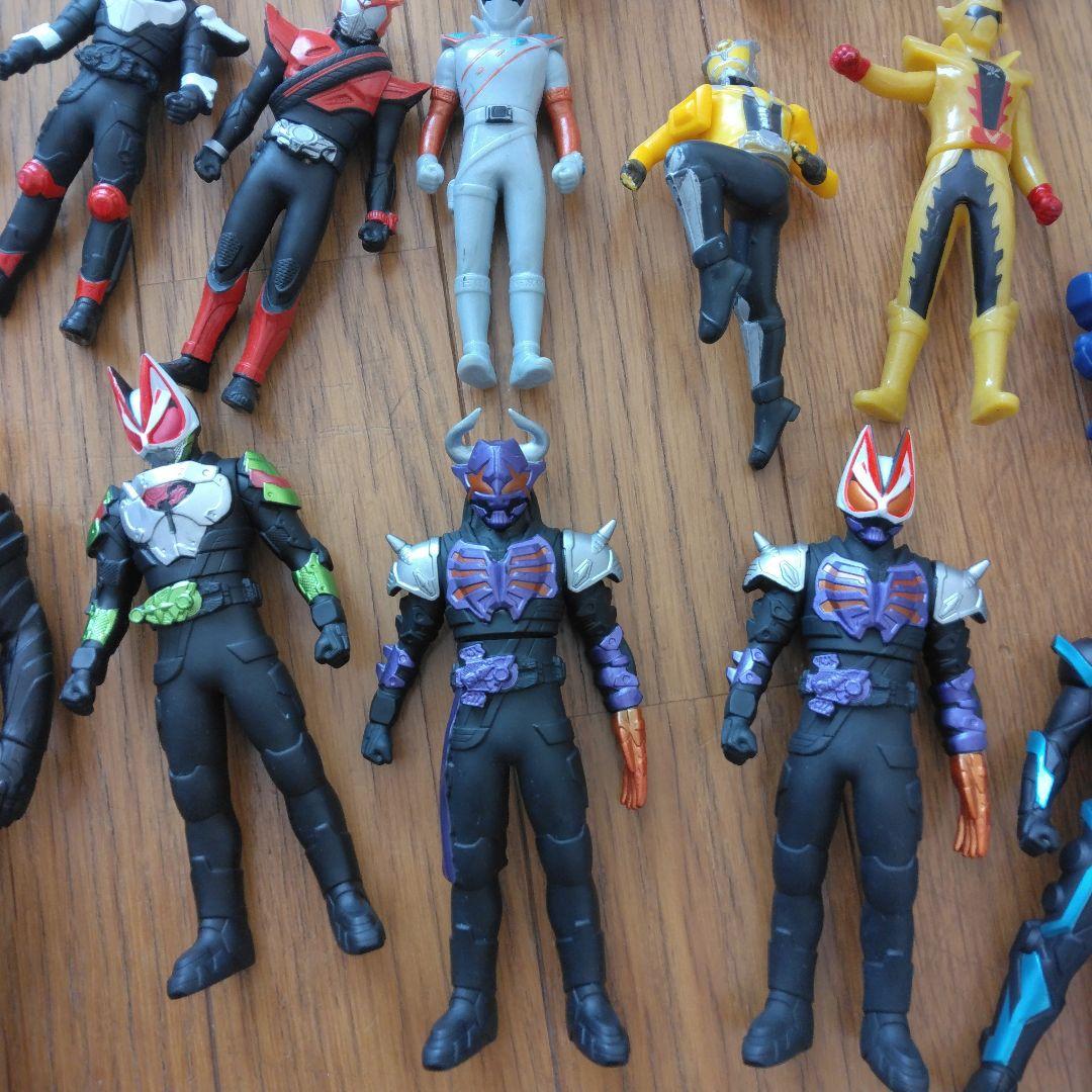 仮面ライダーソフビまとめ売り34体＆ヴァルゴゾディアーツ戦隊ヒーロー怪獣など