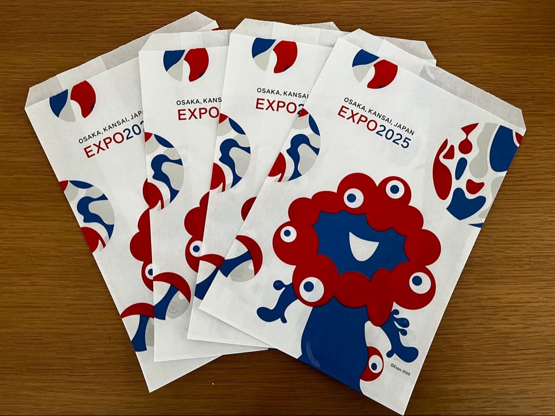 ミャクミャク】2025大阪・関西万博 紙袋 ラッピング ギフト 4枚