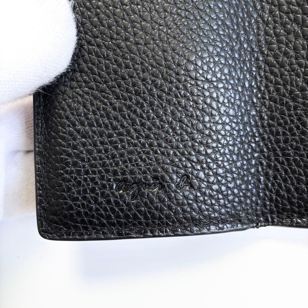 agnès b. ブラック 三つ折りミニ財布 エンボス ロゴアニエスベー