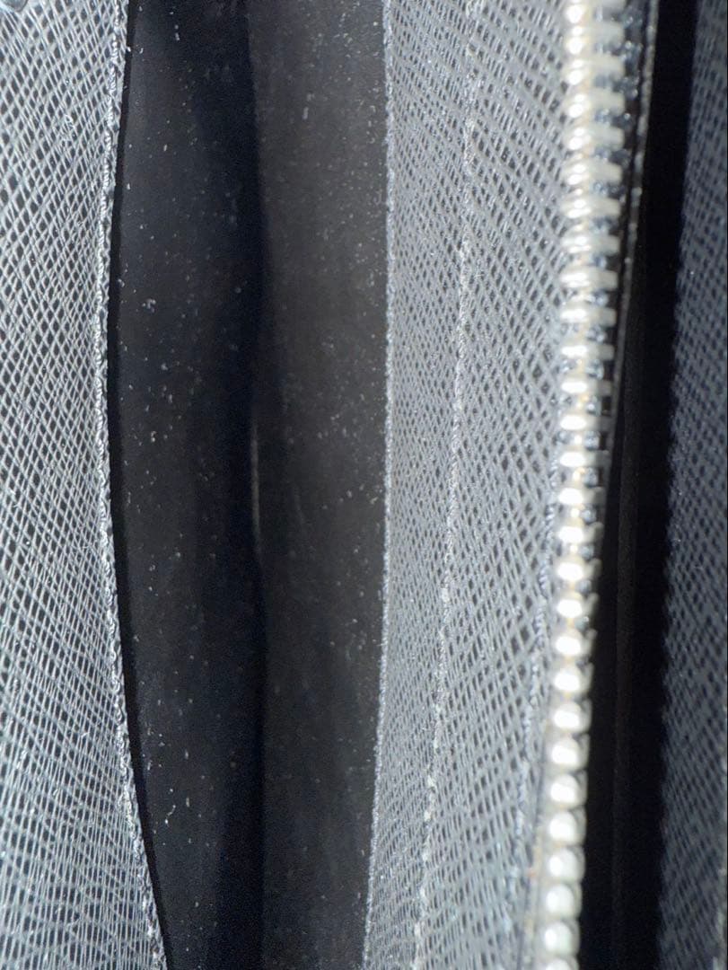 ルイヴィトン タイガ ポルトドキュマン ロザン アルドワーズ ブラック