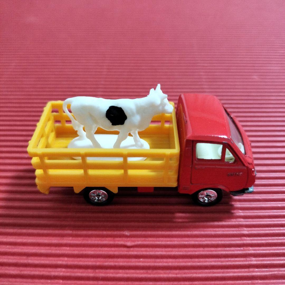 トミカ『トヨタ ハイエース 牧場トラック』未開封品 1Eホイール
