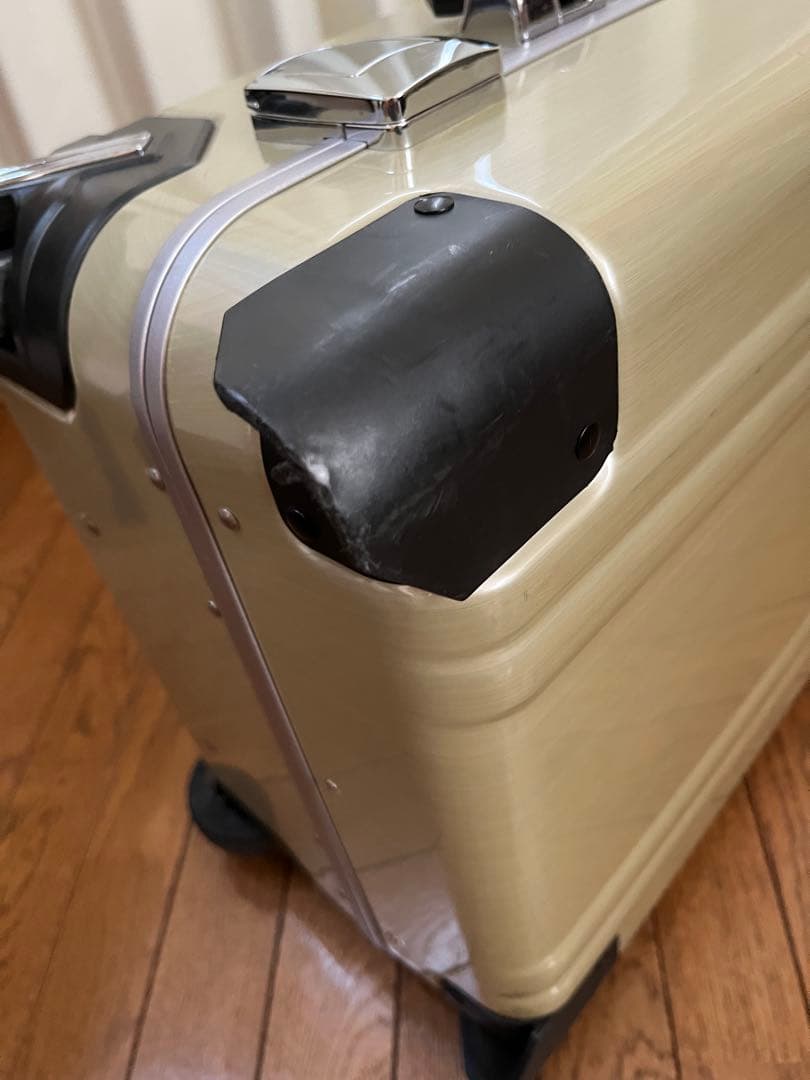 tocushino様専用 ゼロハリ2輪 ポリカボネート キャリーケース 中古品