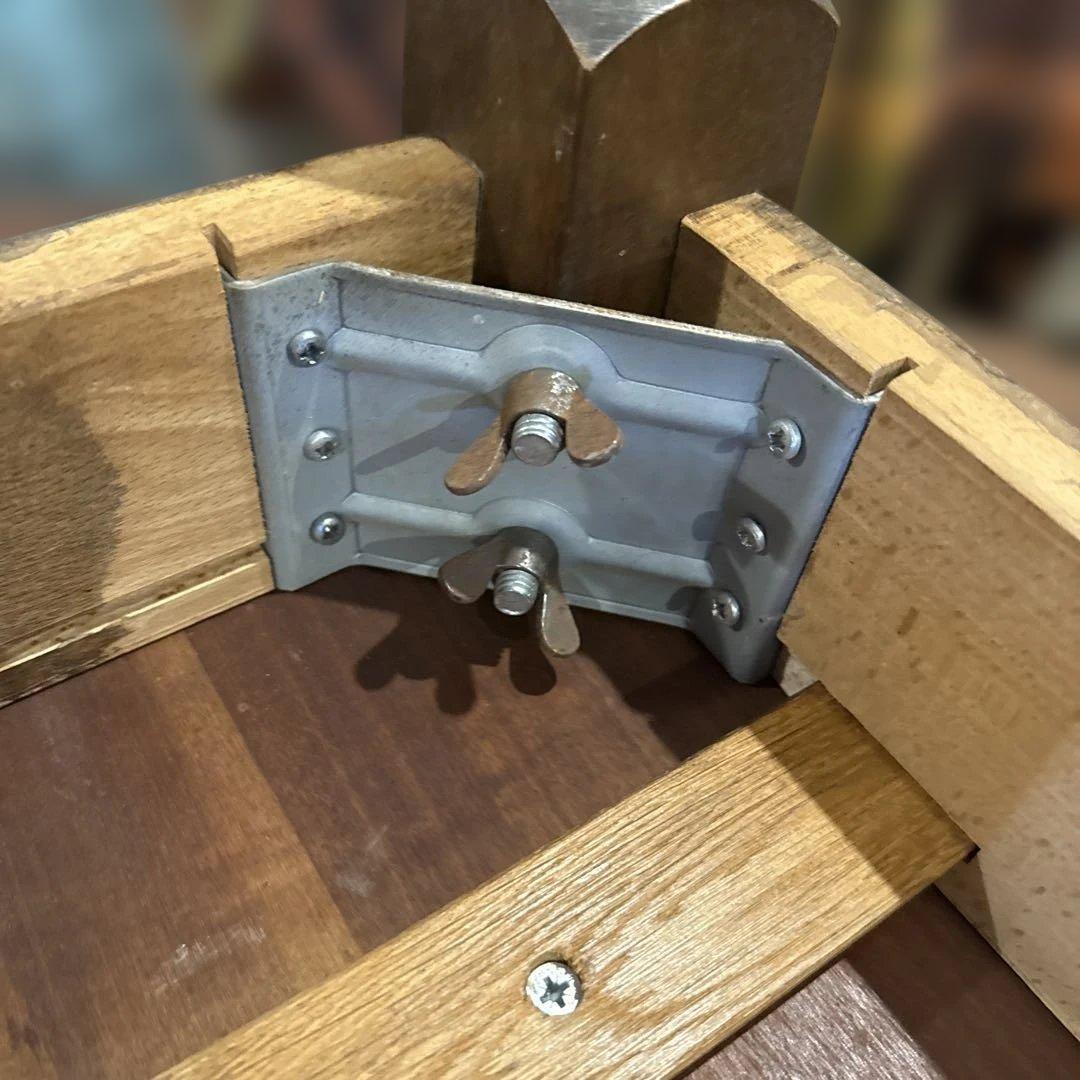 ヴィンテージ　ラウンドテーブル　ダイニングテーブル