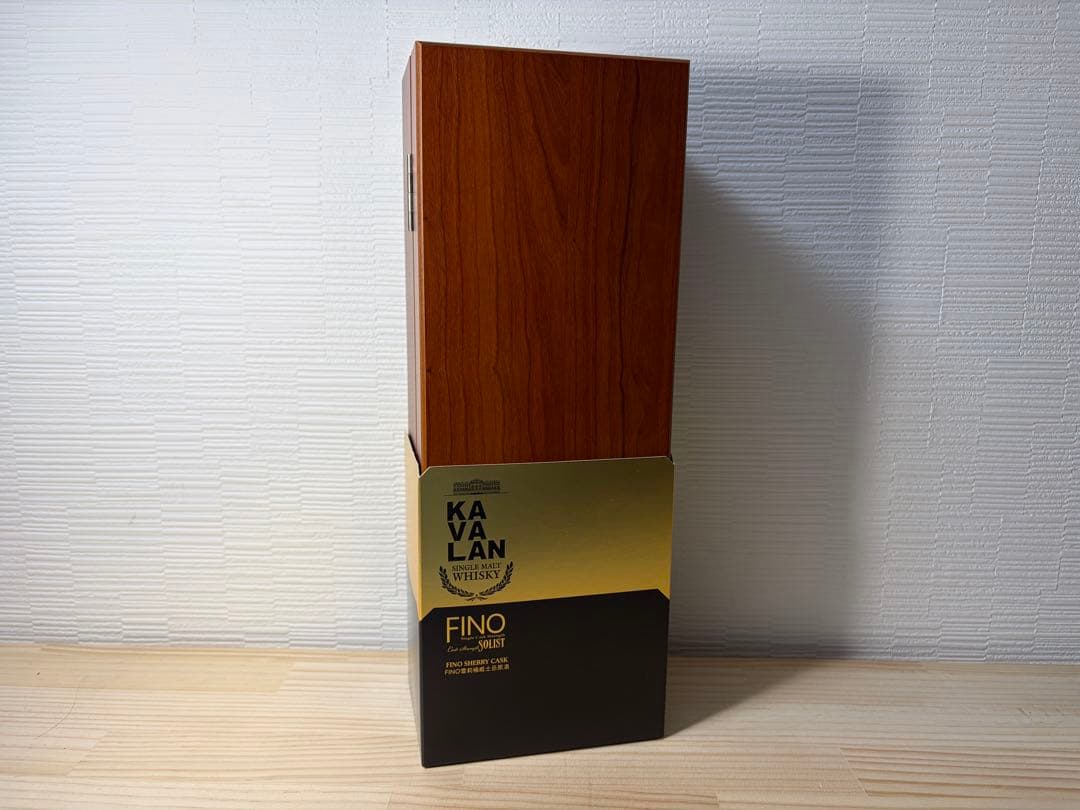 新品未開栓】KAVALAN FINO ウイスキー 700ml 木箱入り④
