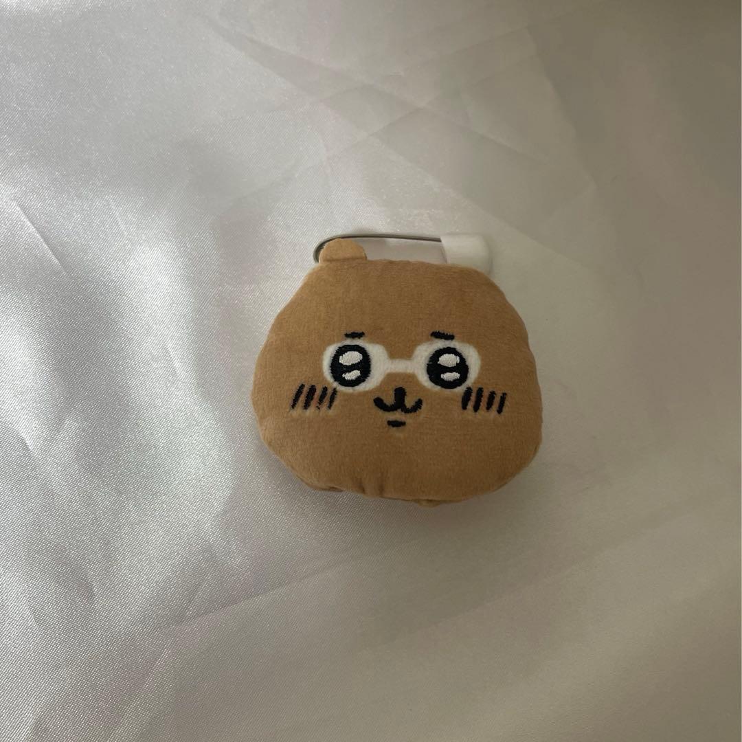 ちいかわ観光ノベルティなかよしぬいぐるみバッジ ちいかわ日焼け