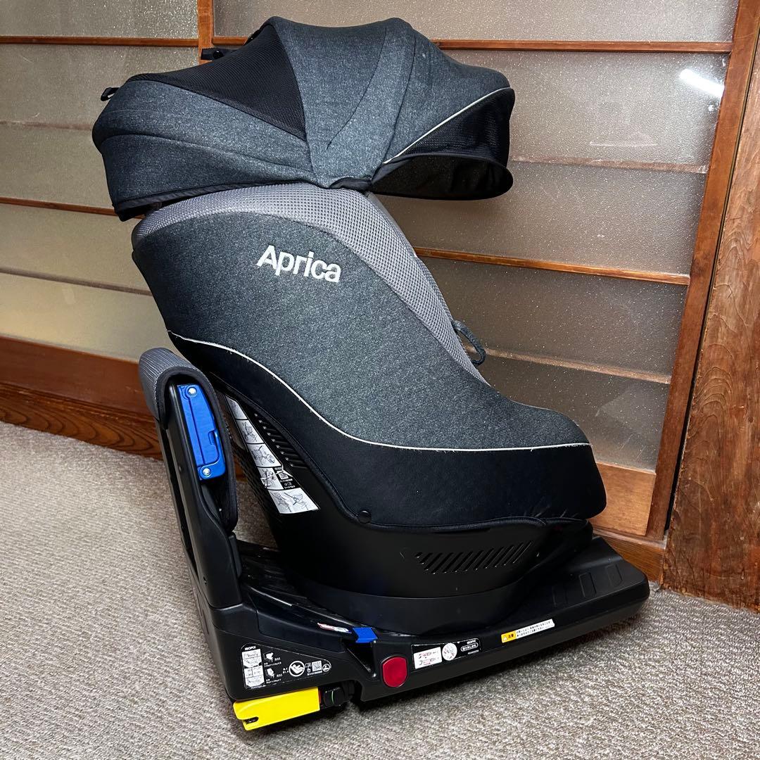 美品 アップリカ チャイルドシート クルリラ プレミアム ISOFIX グレー