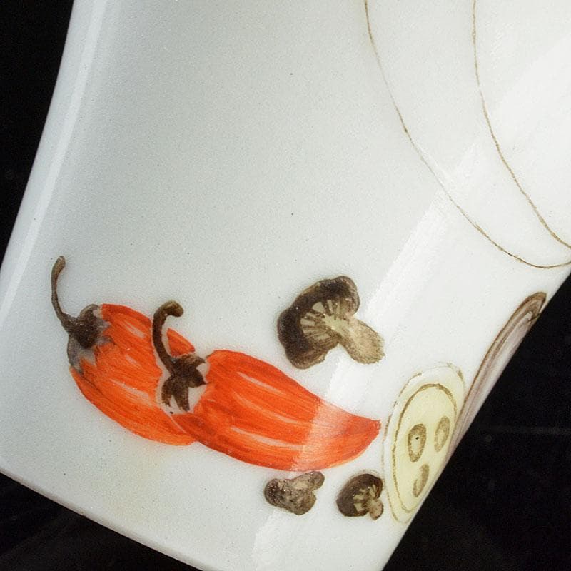 中国 景徳鎮 粉彩 蟋蟀文 酒杯 一對 M R4791