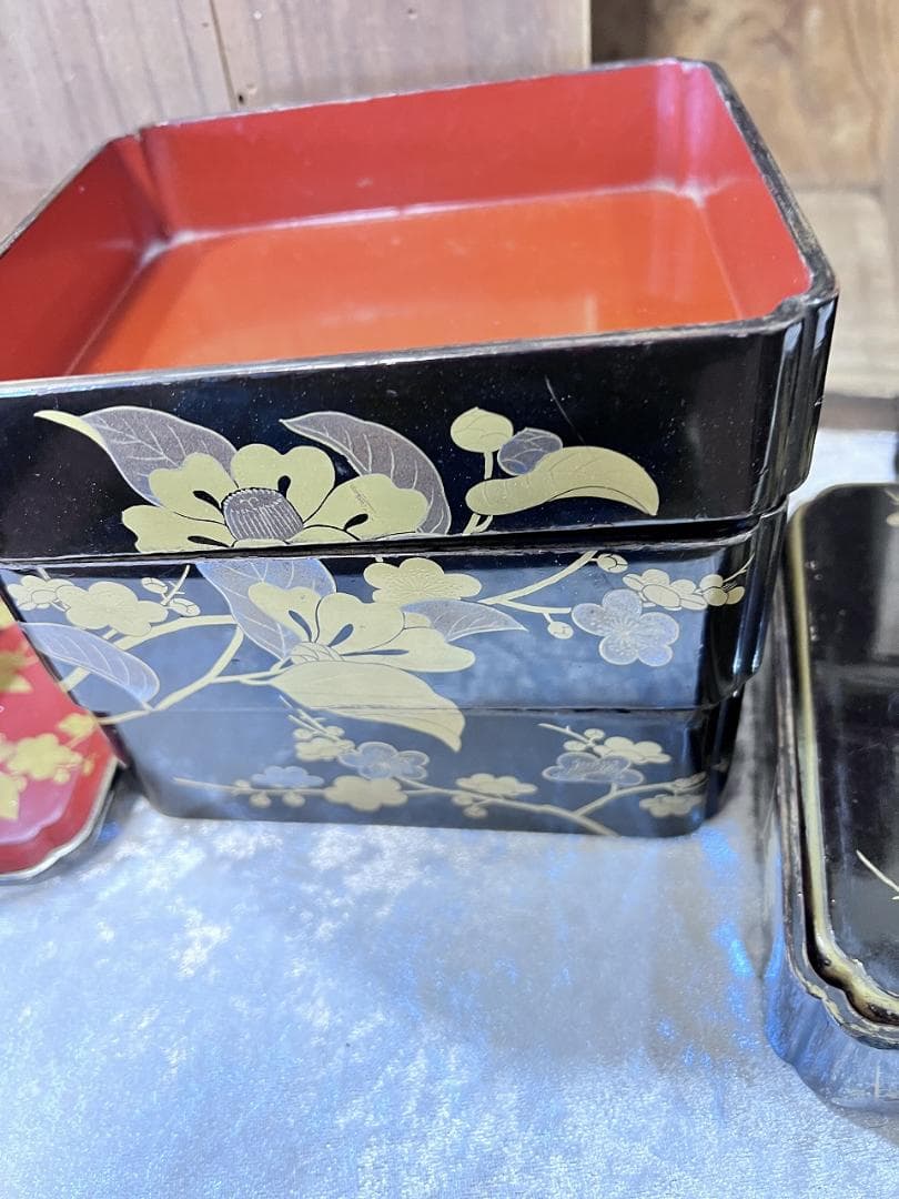 金銀蒔絵 野弁当箱 椿 梅紋 漆器 重箱セット 金箔花模様 - メルカリ