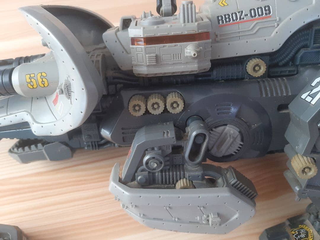 ジャンク品】旧ゾイド サラマンダー マッドサンダー 他パーツ - メルカリ