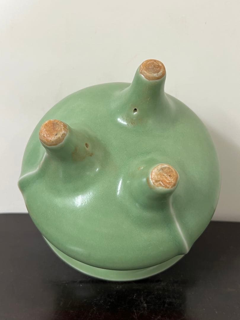 中国古美術青磁袴腰香炉龍泉窯香炉 F1-10