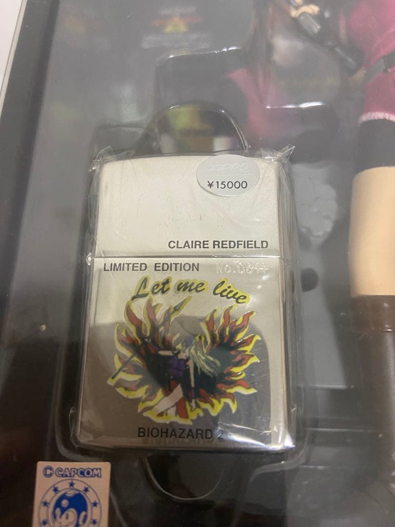 BIOHAZARD2 ZIPPO付きフィギュア2体 - メルカリ