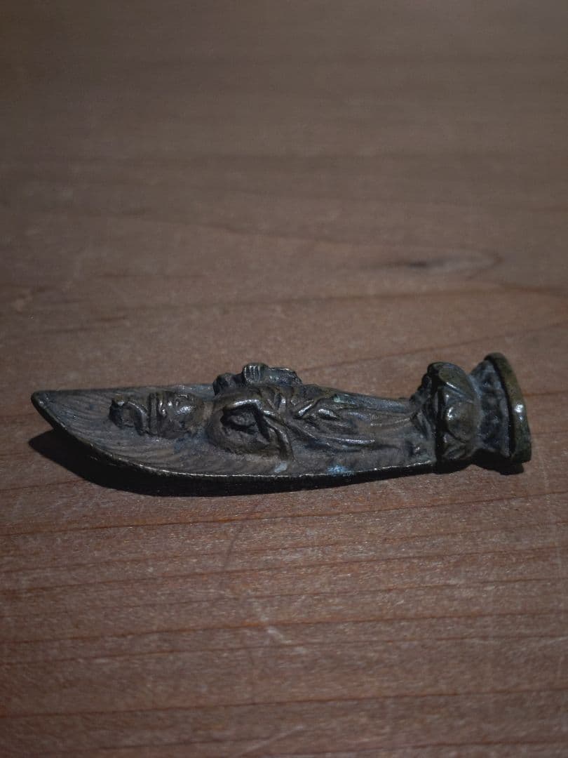 古銅 聖観音菩薩 立像 懐中仏 旅仏 豆仏 鎧仏 兜仏 懐中仏 豆仏 如来