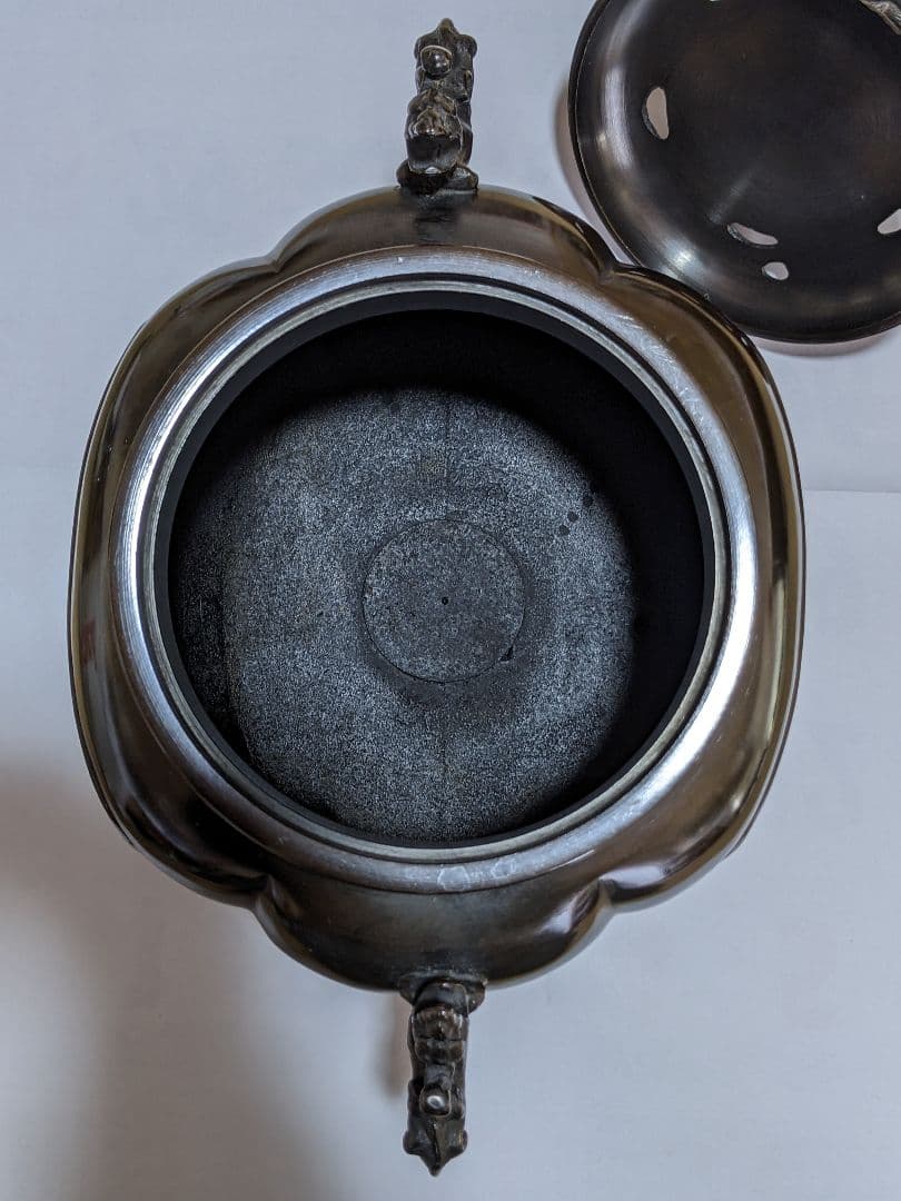 ♦香道具 獅子飾り 山水瓔珞紋様 龍双耳阿古柁形 大香炉 高岡銅器 高さ27cm