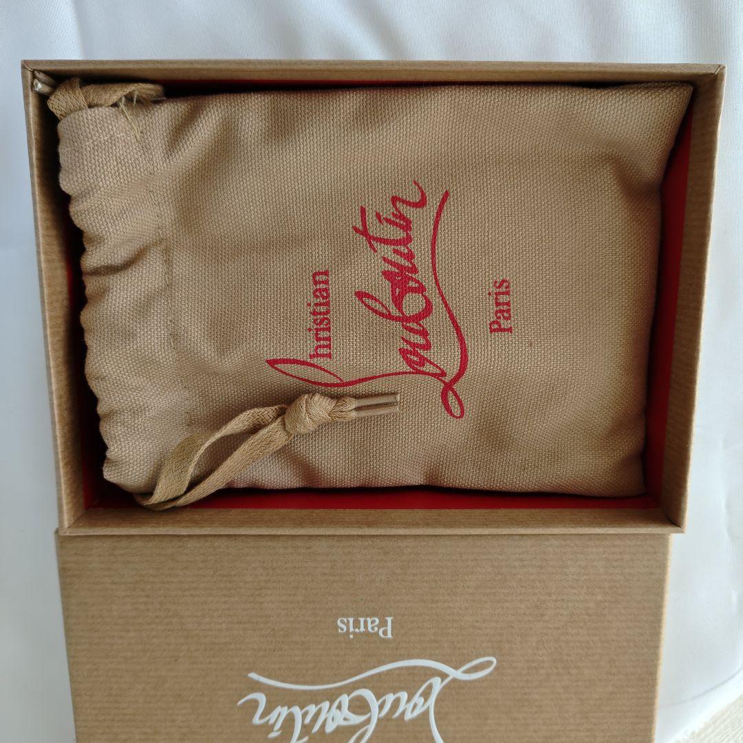 新品未使用品 クリスチャンルブタン カード ケース フラグメントケース