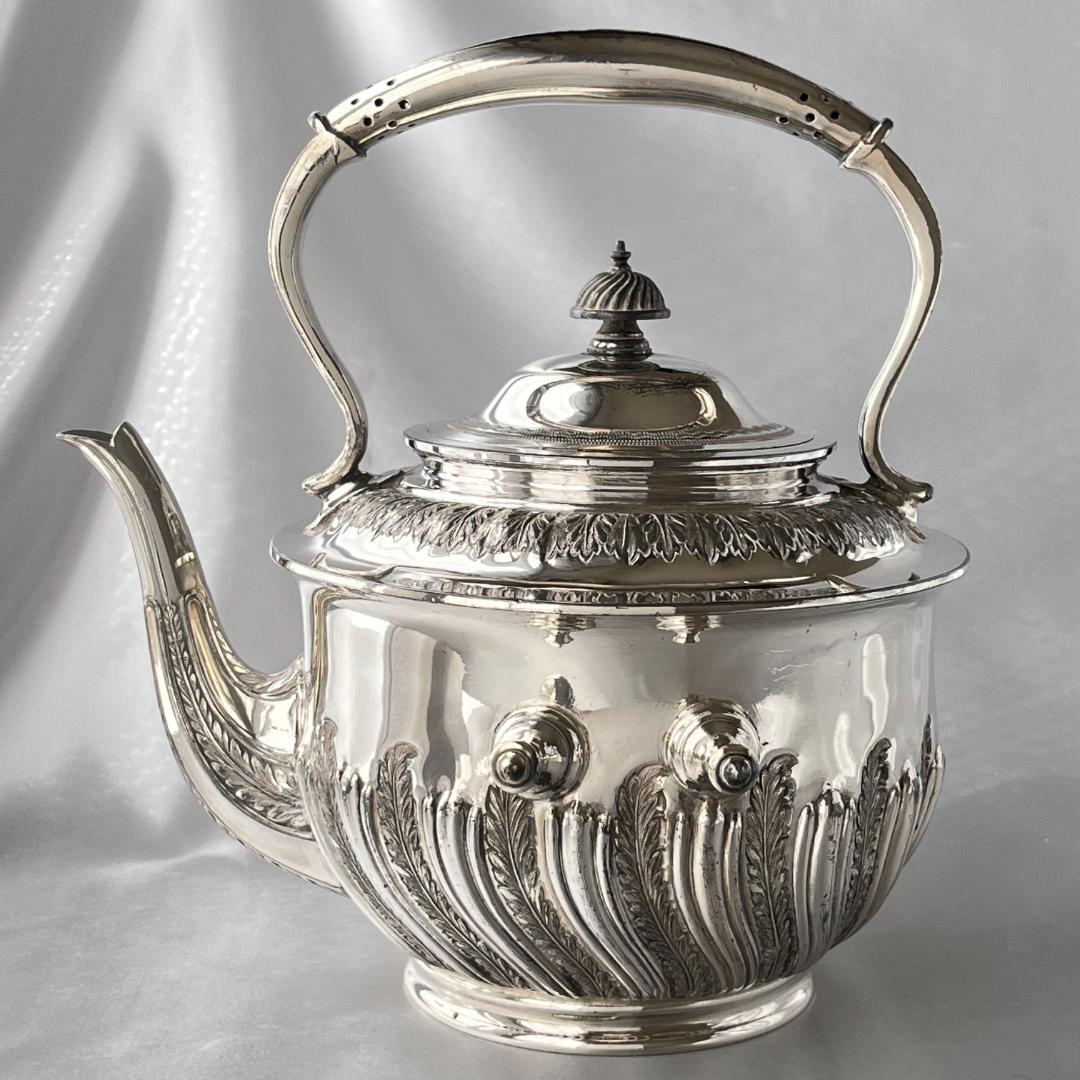 【Walker & Hall】 ビクトリアン ティーケトル バナー / スタンド