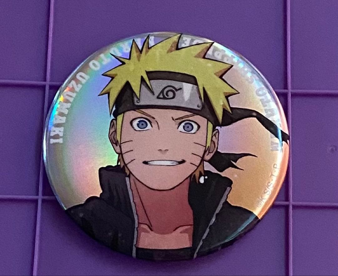 NARUTO ベースヤード うちはイタチ 缶バッジ オーロラ缶バッジ 購入