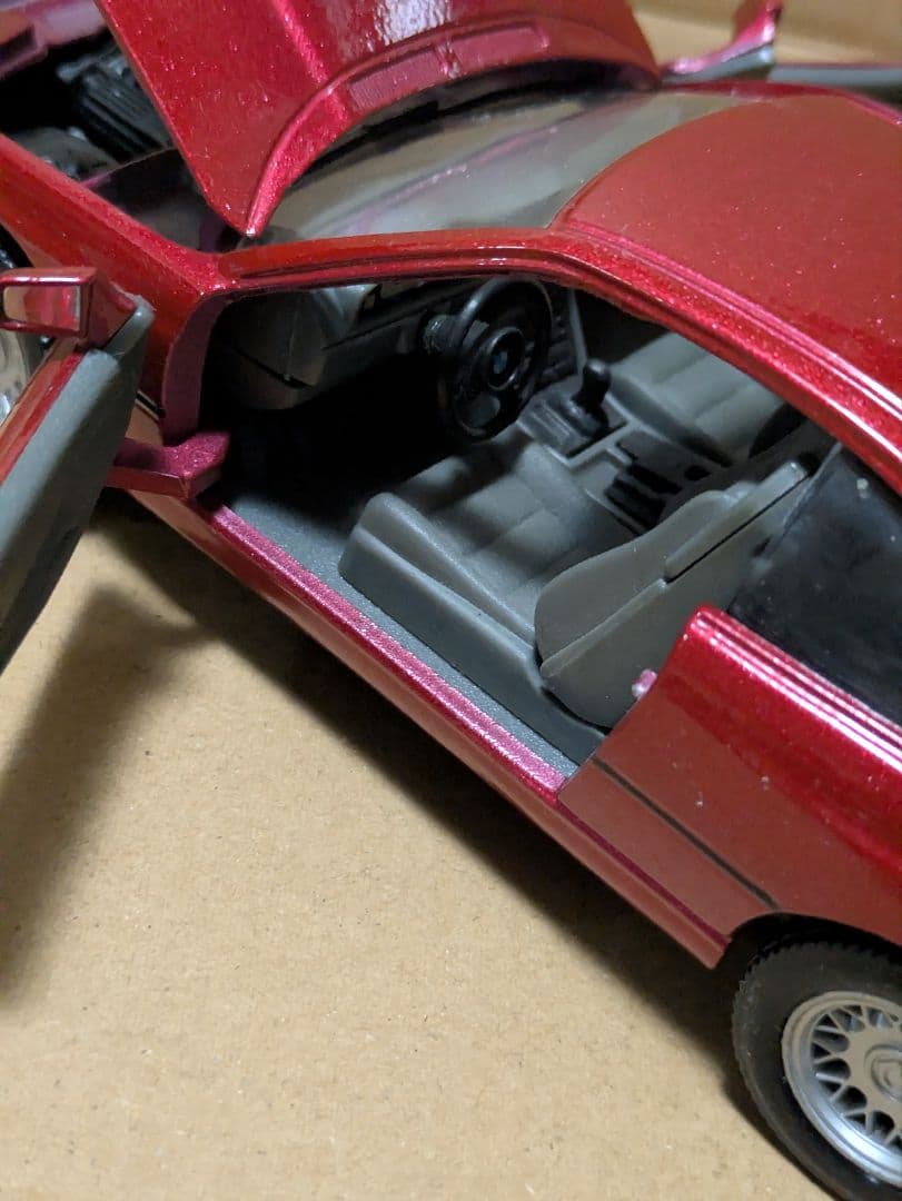 BMW 850i　1/24　ミニカー