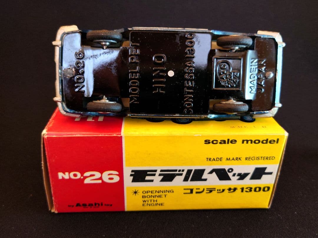 モデルペットNo.26 日野コンテッサ1300 　 (ダイヤペット、大盛屋）