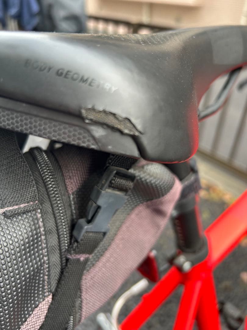 【たっきー】SPECIALIZED SIRRUS クロスバイク