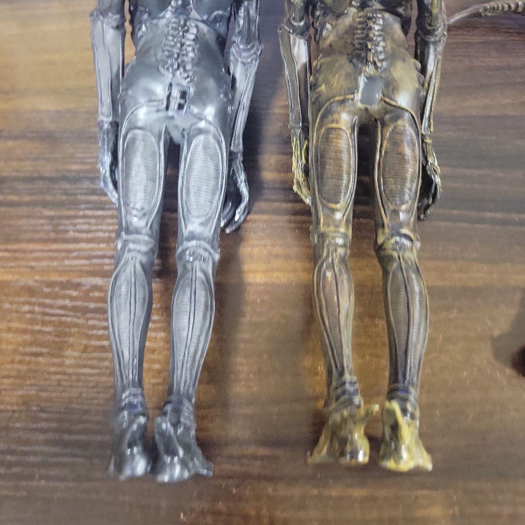 エイリアン ダークイエローVer. エイリアン フィギュア　2体セット