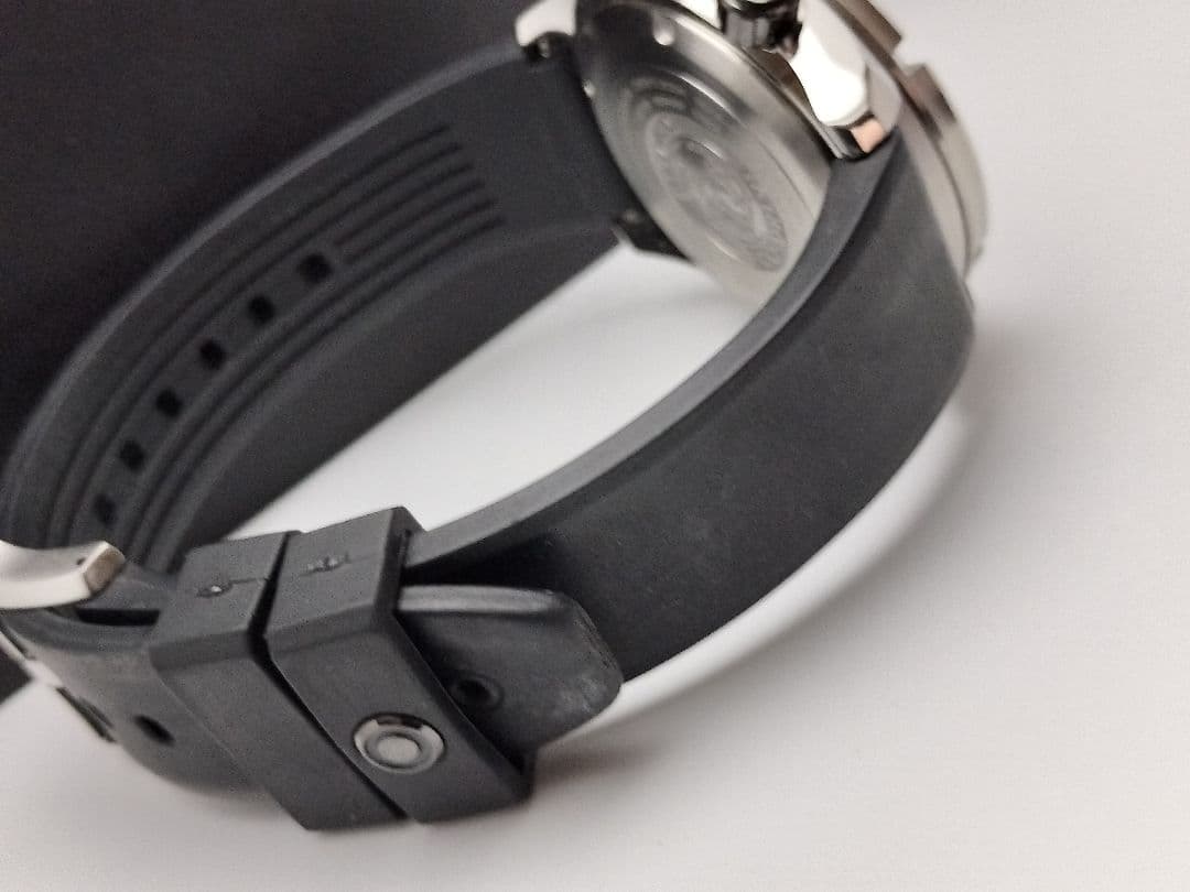 人気モデル　シチズン　プロマスター　ダイバー機能　電波ソーラー　H112