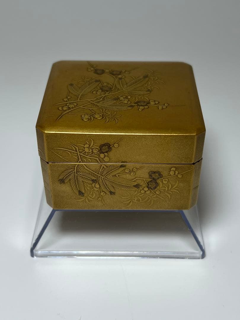 香道具 時代蒔絵 金蒔絵花草風景図香合 金地内金梨地 箱付 明治時代