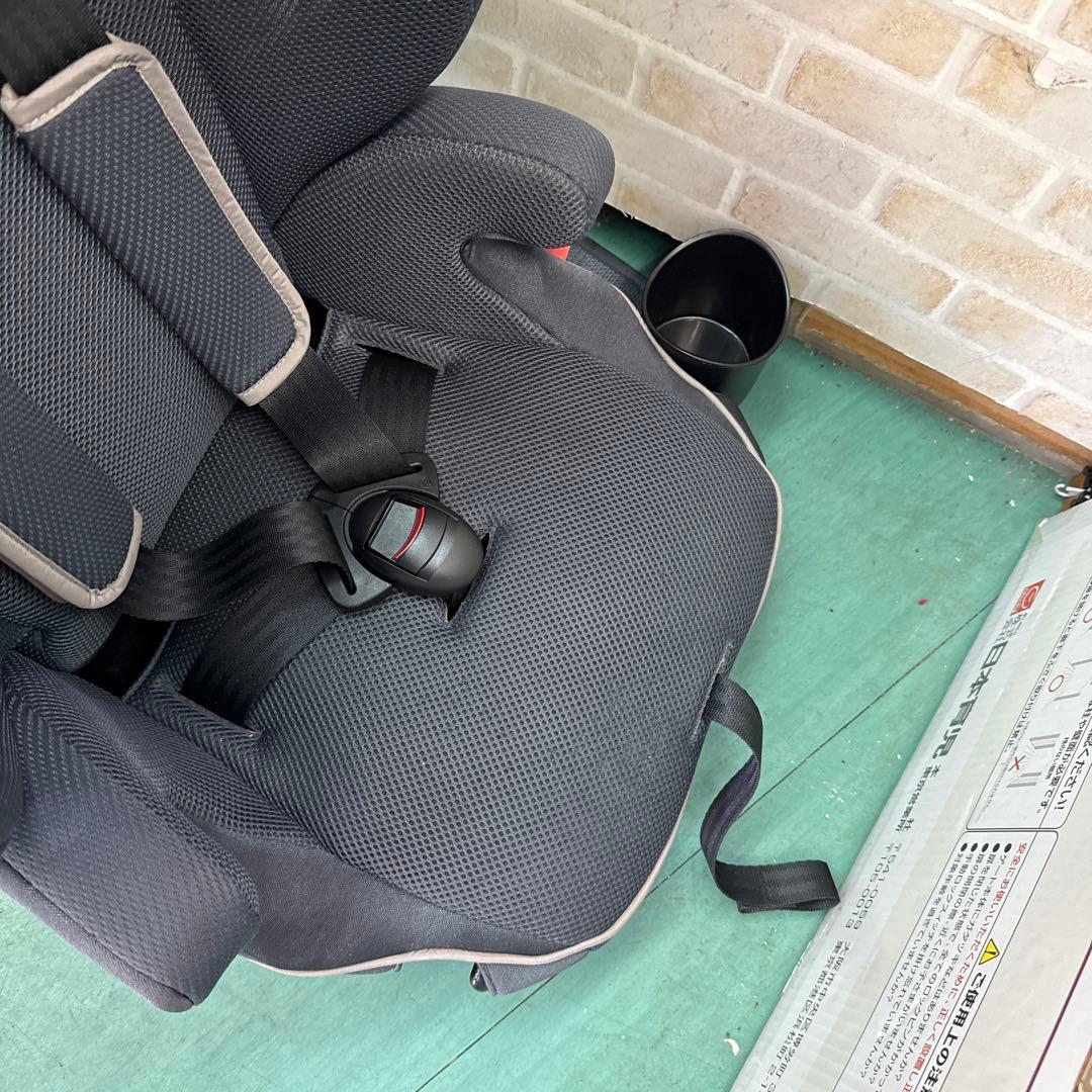 アップリカ　ジュニアシート　双子　2台セット　1才から　チャイルドシート