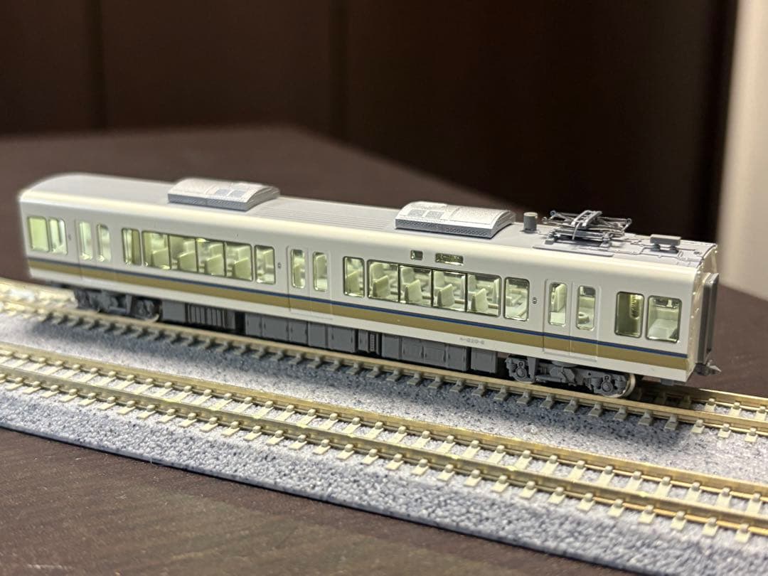 TOMIX 221系12両(4+8)セット(一部室内灯入り)