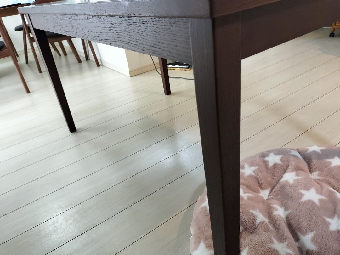 直接お渡し歓迎!　シギヤマ家具工業　ダイニングテーブル　普段使いしていません。