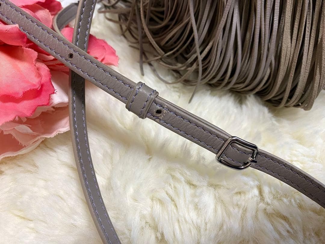 J&M DAVIDSON カーニバル フリンジレザーショルダーバッグ グレージュ