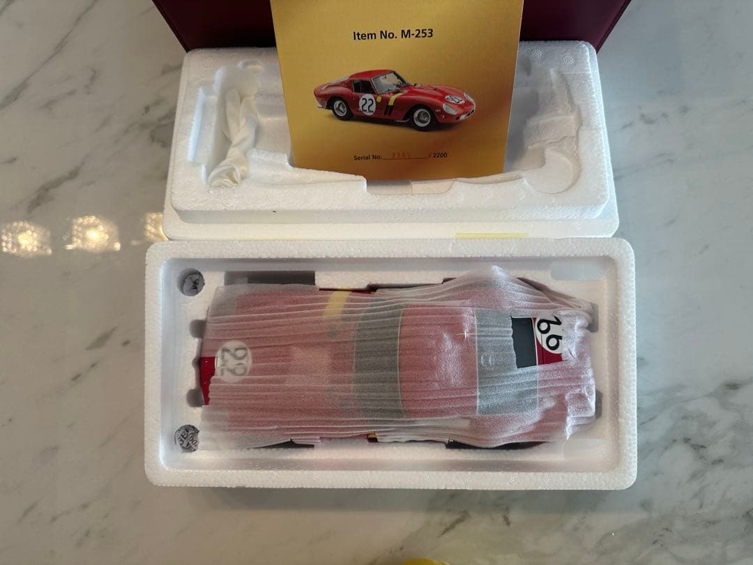 CMC 1/18 フェラーリ 250 GTO #22 ルマン24H 1962