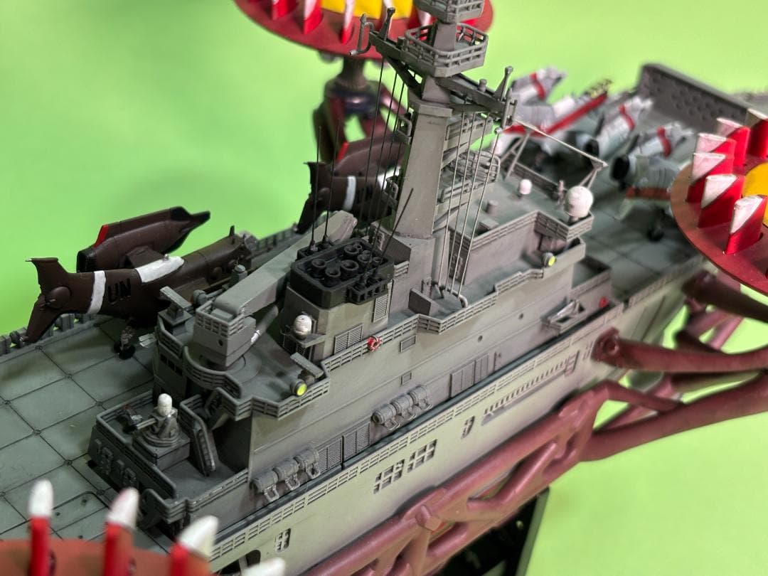 エヴァンゲリオン〝クレーディト空中母艦〟（1/350）