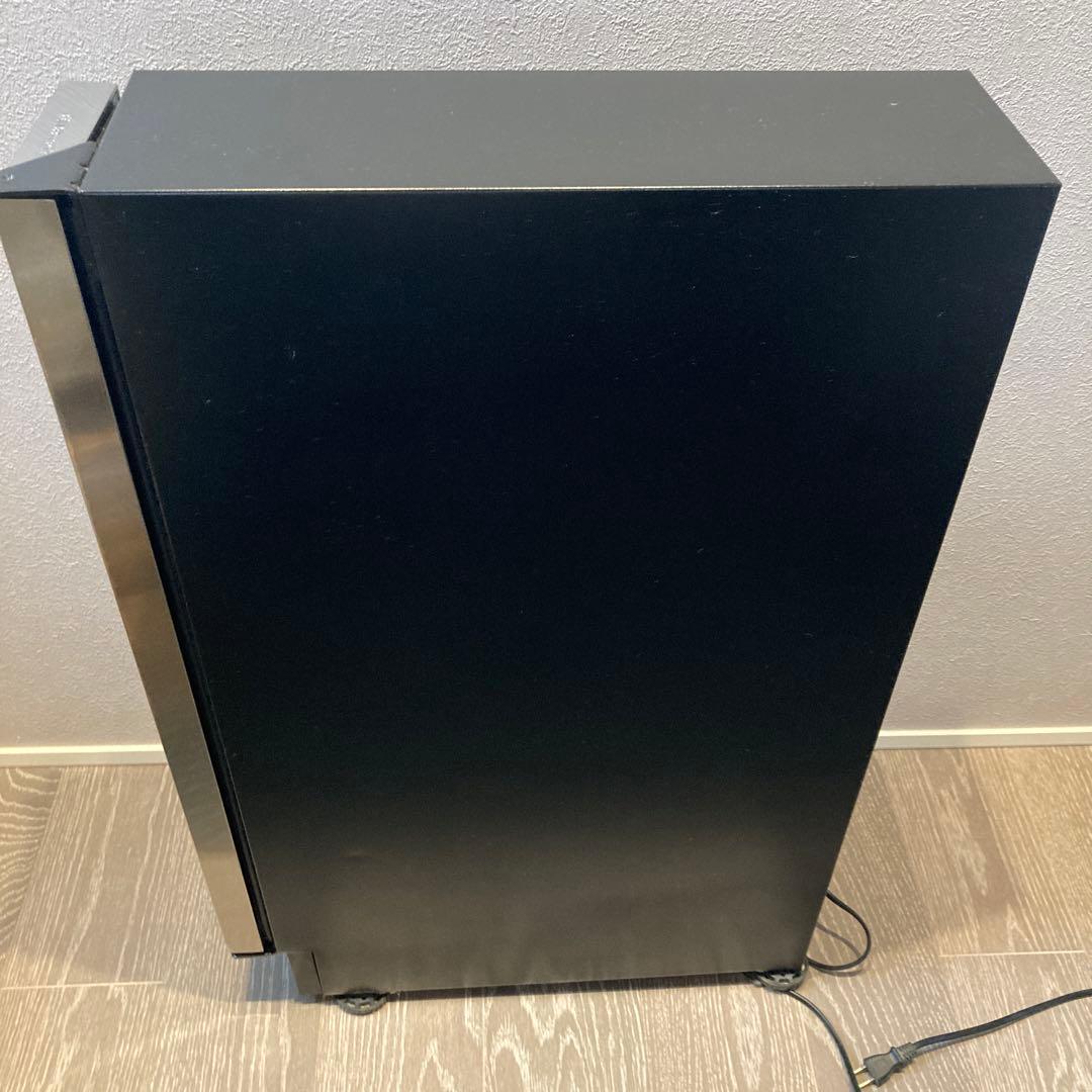 ドメスティック ワインセラー　7本収納 ブラック